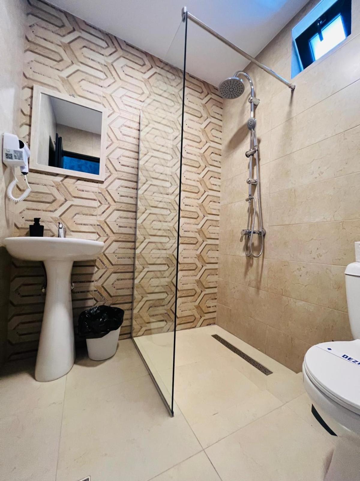 Golden Star Residences Constanta Exterior photo